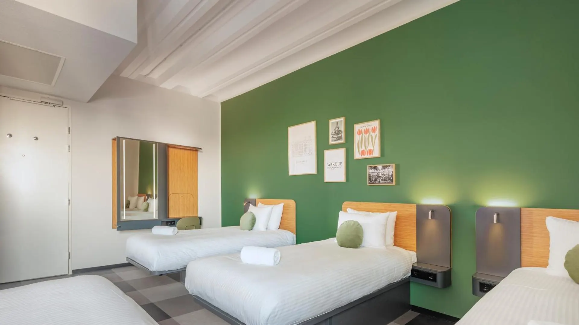 *** Hotel Maxhotel Amsterdam Airport Schiphol - Recently Renovated Hoofddorp Netherlands
